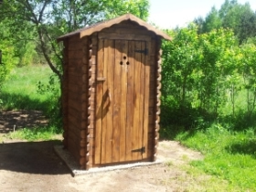 Деревянный туалет для дачи Деревянный туалет для дачи