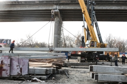 Монтаж сваи для моста